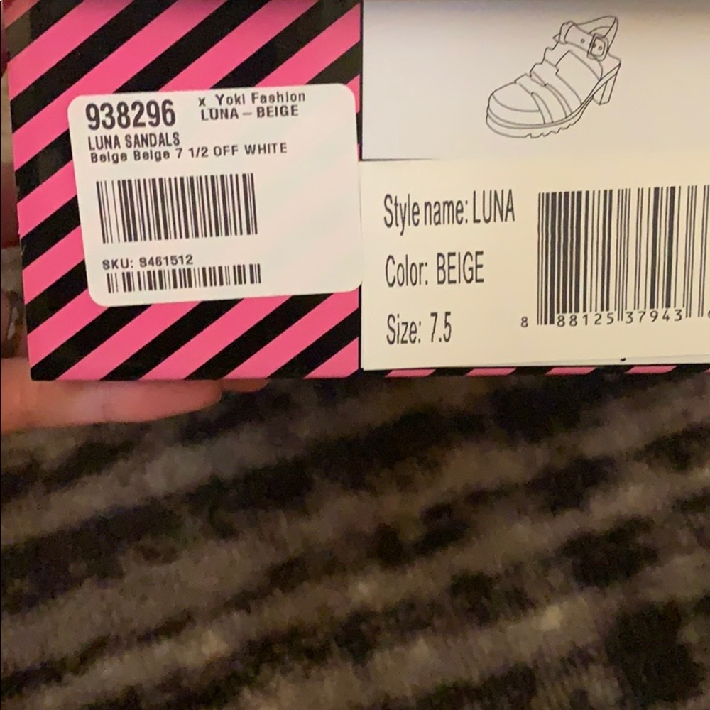 Luna beige heel jelly’s. Never worn with box.